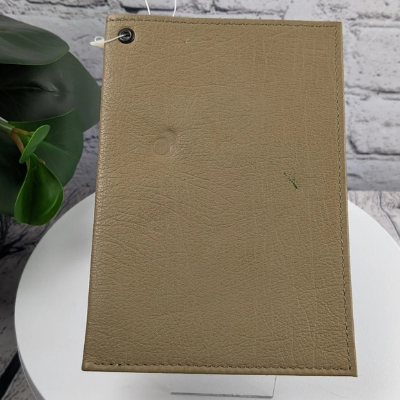 90s BMW Montana leather dealer sample, beige tan - Picture 4 of 4